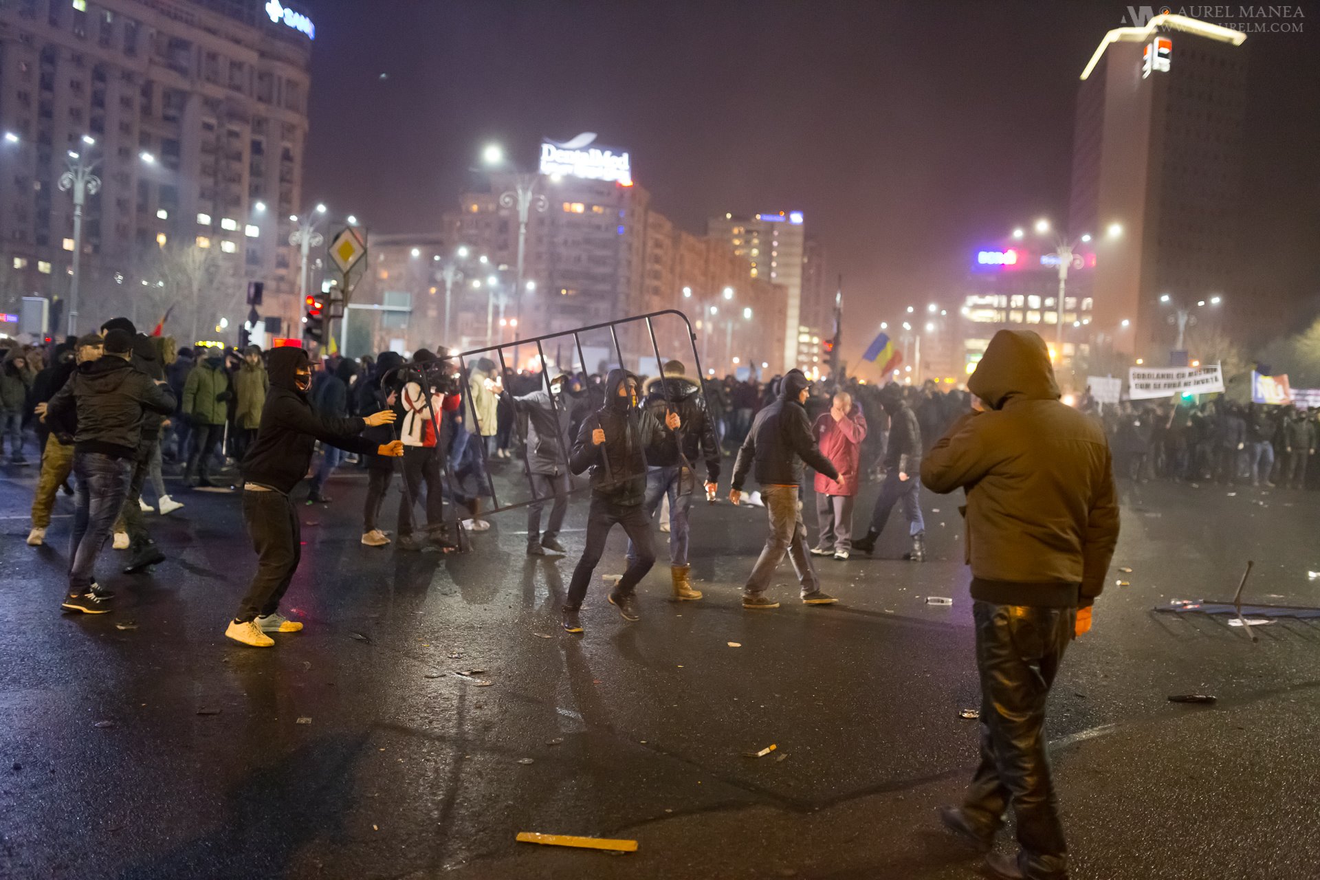 Proteste Piata Victoriei impotriva modificarilor prin OUG a codurilor penale