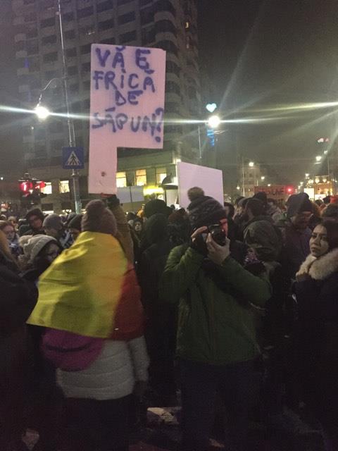 "Va e frica de sapun?"