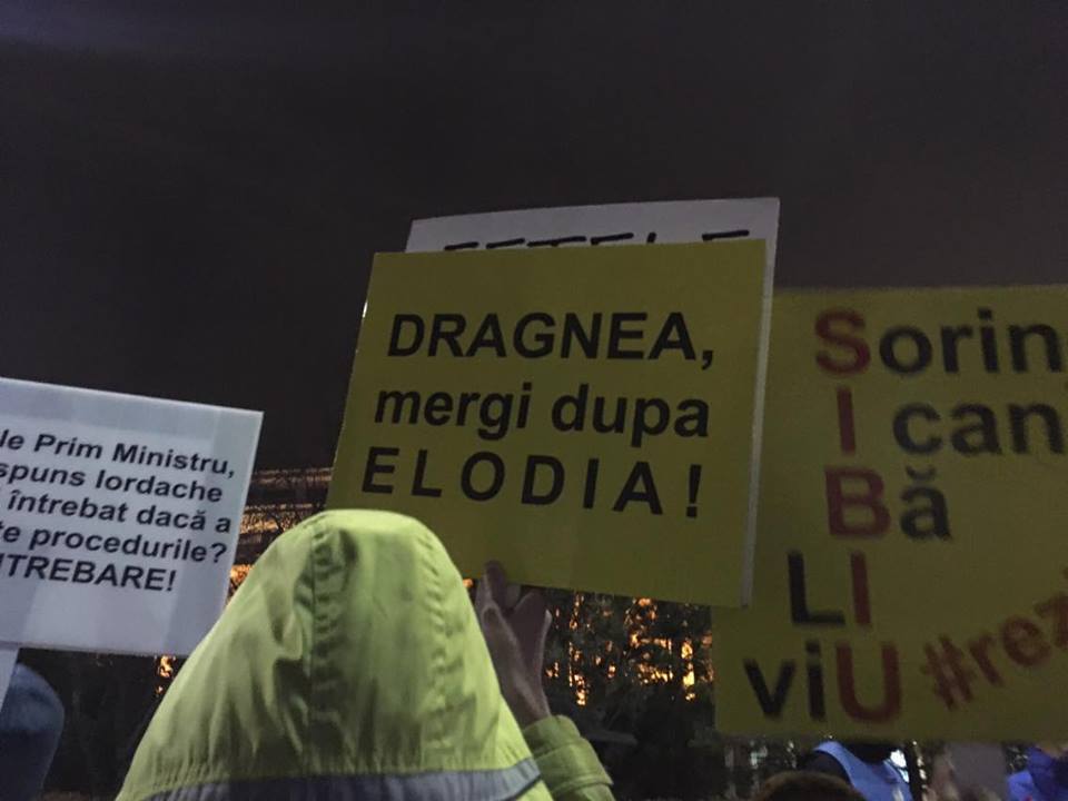 Mesaje din Piata Victoriei