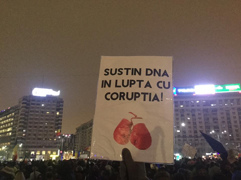 Ziua a XII-a. Mesaje din Piata Victoriei