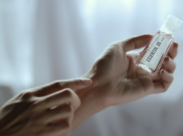 Pe membranele mucoase