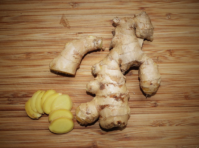 Reduce durerile cauzate de artrita