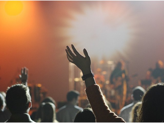 4. Ai pierdut ocazia de al vedea pe artistul tau preferat