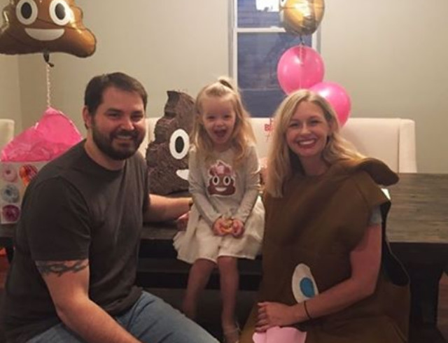 Chipul unei fetite de 3 ani, la prima petrecere de ziua ei