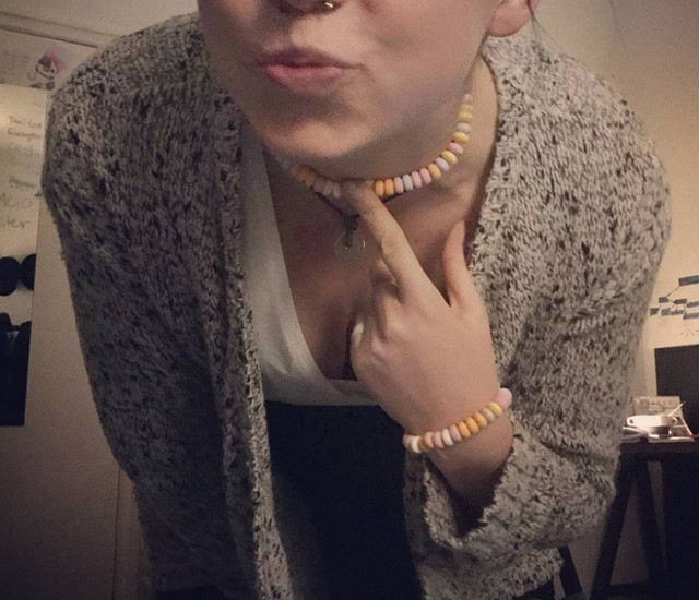 Set format din colier si bratara din bile colorate