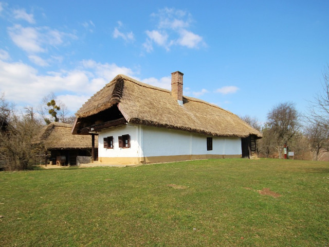 Respira putin folclor ucrainean in Pyrohiv