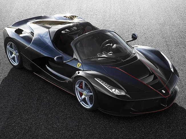 9. Ferrari LaFerrari Aperta — 2.2 milioane $