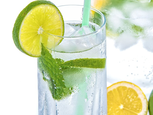 Suc de lamaie cu ghimbir