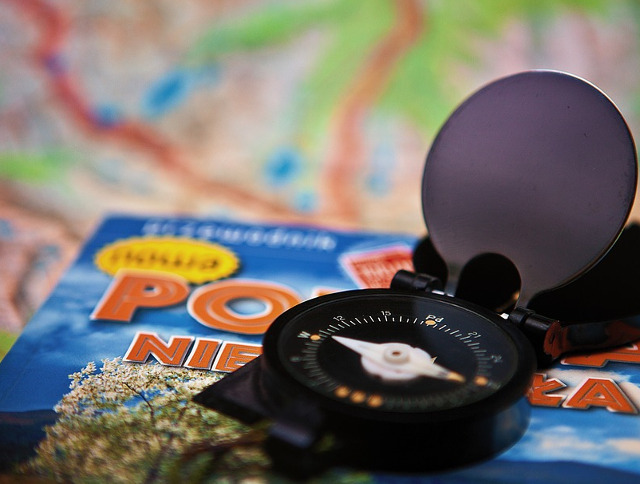 Ia ghidul in buzunar