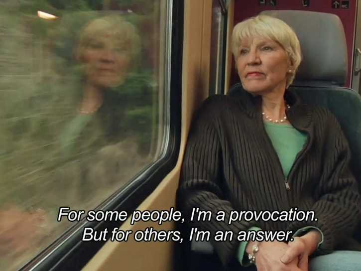 A invatat sa traiasca fara bani