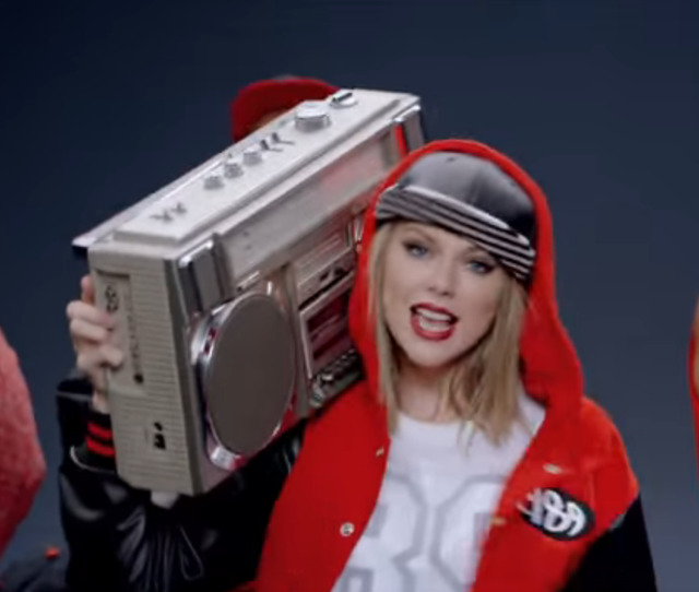 Locul 6: Taylor Swift, "Shake It Off"- 2.249.174.293