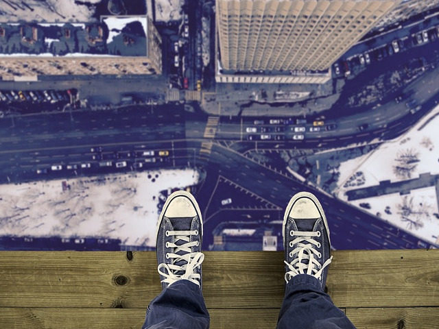 Oricat de spectaculoasa ar fi aceasta fotografie, nu merita sa risti atat mult