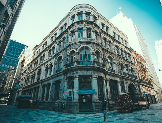 Stabileste lista cu prioritati