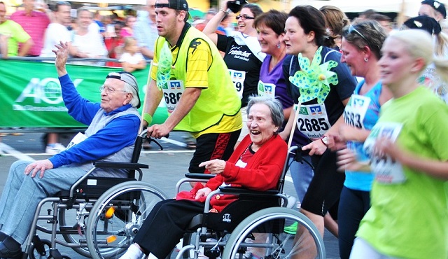 Oamenii fericiti sunt empatici