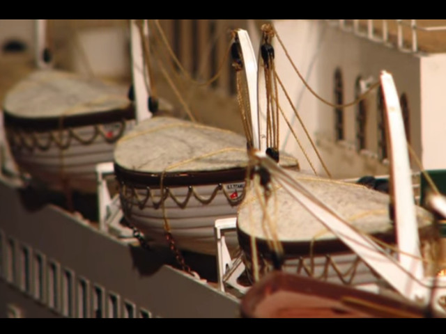 Siguranta - Desi transportau mii de pasageri, cele doua nave nu aveau destule barci de salvare