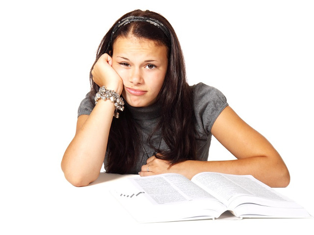 Toti sunt plictisitori, mai putin eu