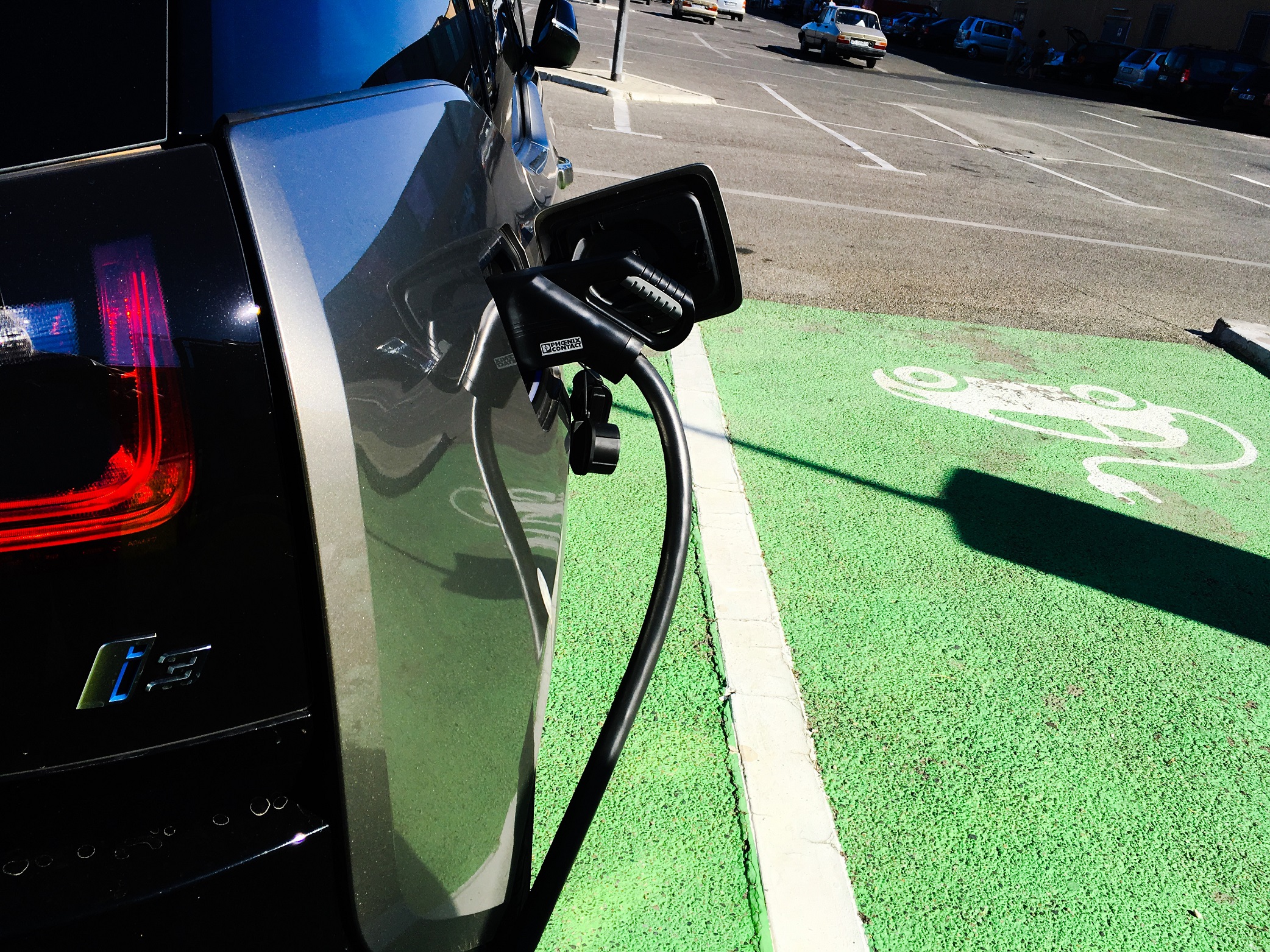 BMW i3 ne aduce viitorul in prezent