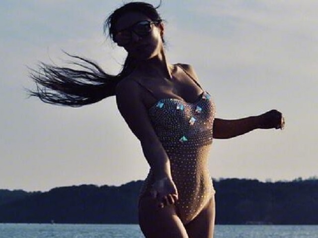 Liu Yelin, 50 de ani - Lucreaza cu halterele de 30 de ani si inoata in mod regulat