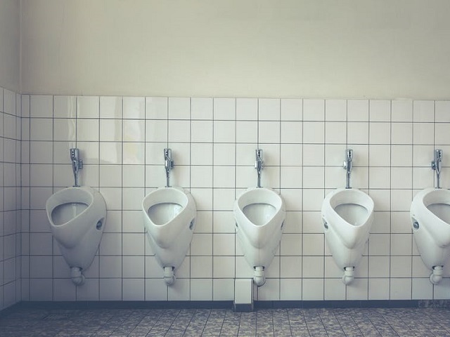 Toaletele arata ca o nava spatiala