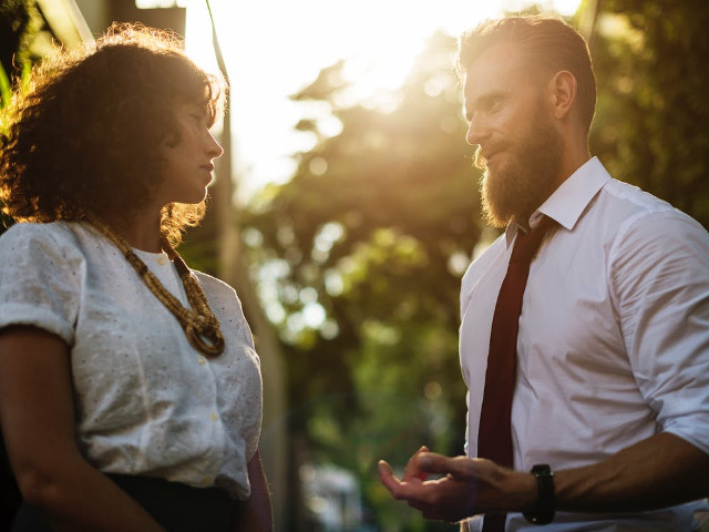 O femeie puternica nu va accepta sa fie "jucata pe degete"