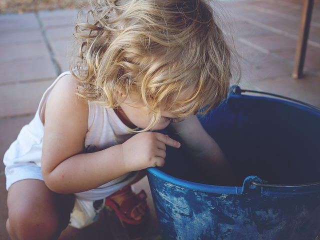 Se apuca de curatenie