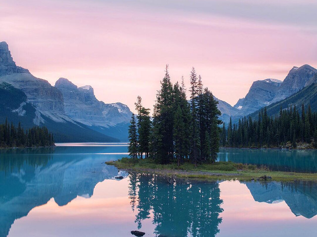 Intalnirea dintre doua lumi