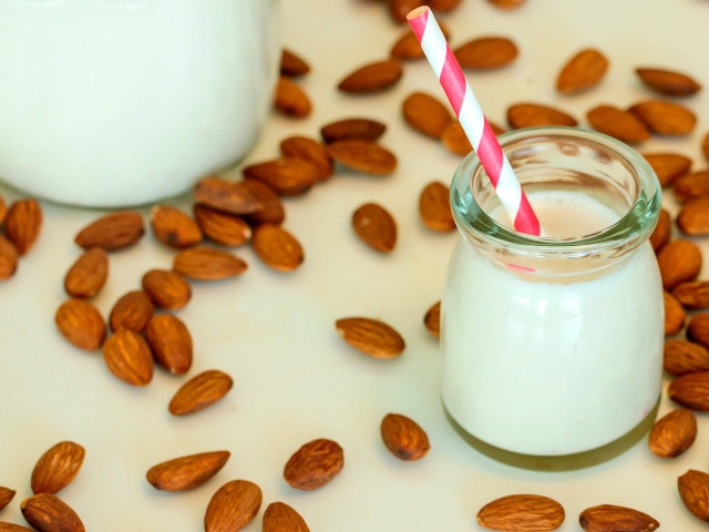 Nu trebuie tinut la frigider