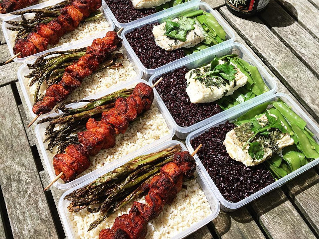 Lucasfitfrench - Plating perfect decorat si mancare delicioasa