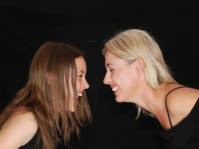 Nu te teme sa razi la propriile glume