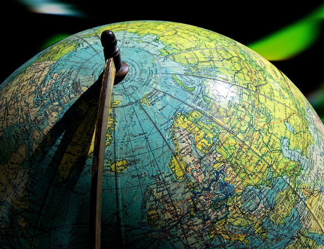 Polii magnetici sunt pe cale sa se inverseze?