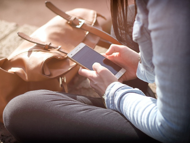 In lista de apeluri recente apar numere care nu iti sunt cunoscute