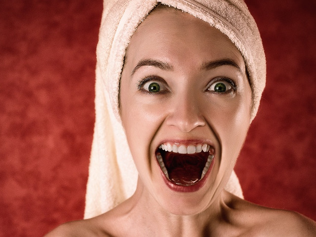 Fii mai putin expresiva