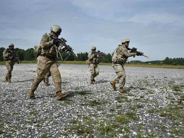 Mai multi soldati americani se sinucid decat mor pe front