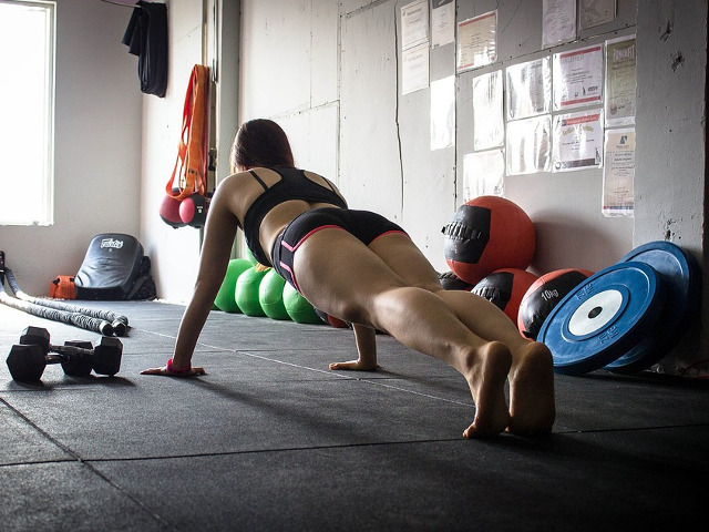 Iti schimbi infatisarea