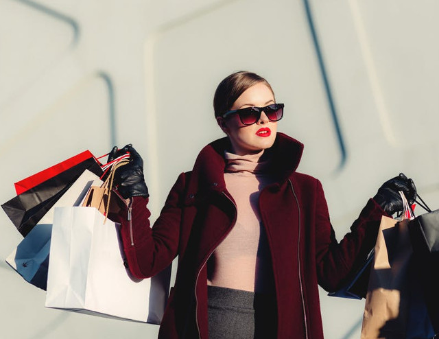 Tind sa acapareze atentia