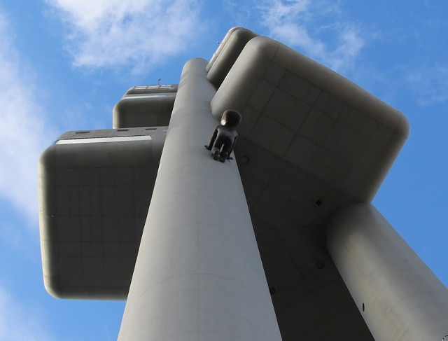 Turnul de televiziune Zizkov, Praga (Cehia)