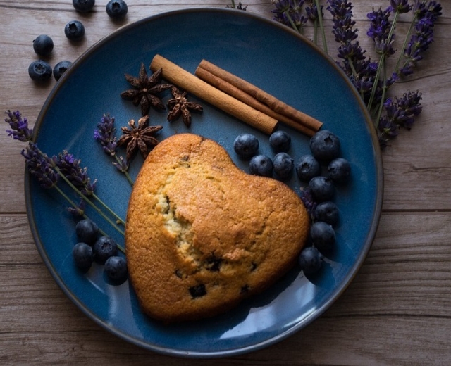 Albastrul te face sa mananci mai putin