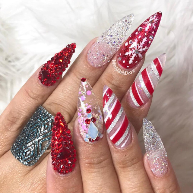 10 idei pentru manichiura de Craciun