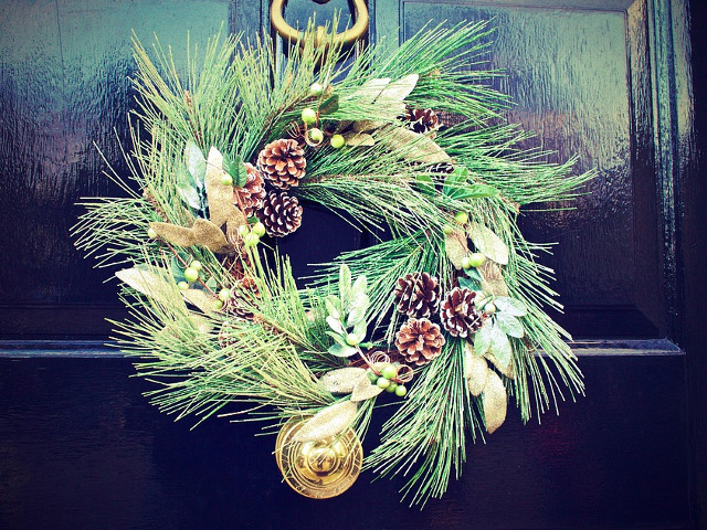 Coronita la usi si ferestre