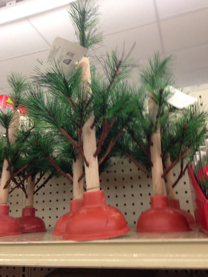 Pompa decorata... in spiritul sarbatorilor