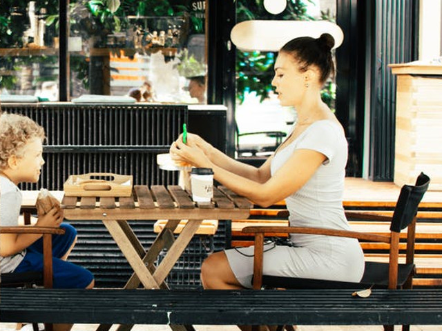 Stabileste o "parola" a familiei