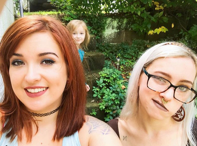 10+ copii care au reusit sa "strice" pozele adultilor, iar rezultatul nu e rau deloc