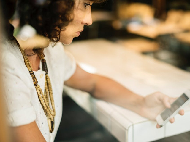 Mesajele de "Buna dimineata" si "Noapte buna" activeaza acea parte a creierului responsabila cu fericirea