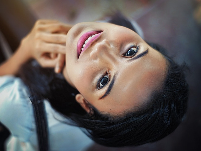 "Arati atat de tanar/a"