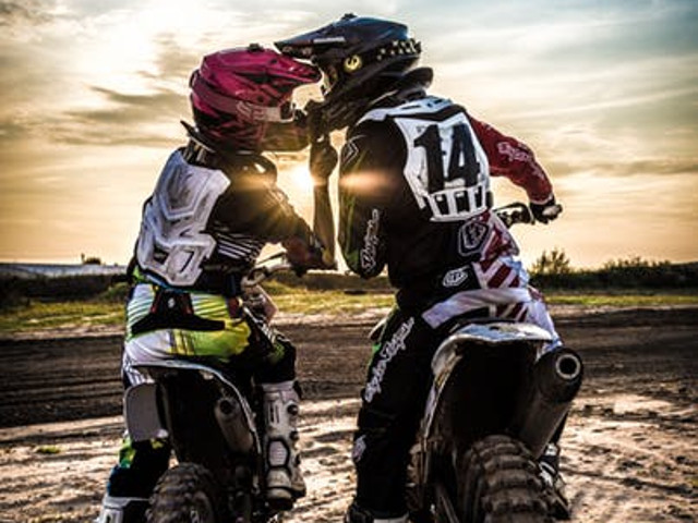 Daca iubesti pe cineva, ofera-i libertate. Daca se va intoarce, inseamna ca este al tau; daca nu se va intoarce, inseamna ca nu a fost niciodata al tau - Richard Bach