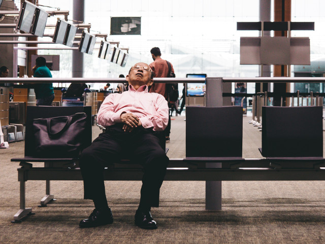 Serios si atunci cand este obosit