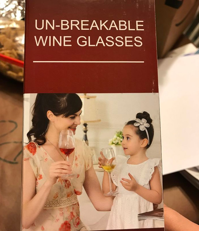 O imagine nepotrivita pentru un ambalaj de pahare