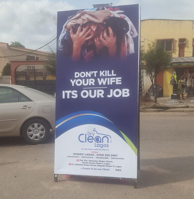 Reclama la o spalatorie: "Nu iti ucide sotia. Asta e treaba noastra"