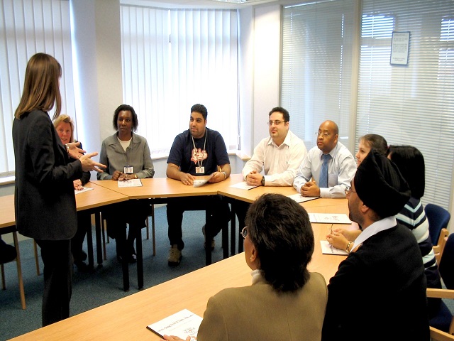 Stai departe de persoanele racite