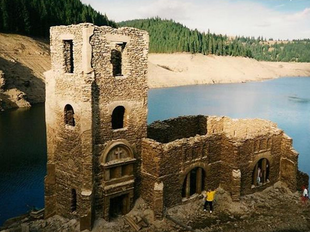 Biserica de sub lac, Cluj